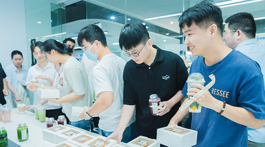 同心筑梦 粽香传情——97522国际游戏储能入职周年庆典暨端午活动圆满举行